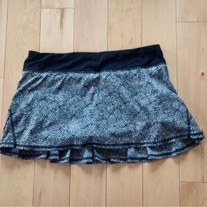 Lululemon Athletica Black and Gray Running Skirt